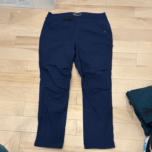 Burton Other - Burton Men's Dark Blue Cargo Pants